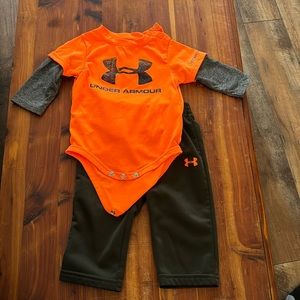 Baby Under Armour set